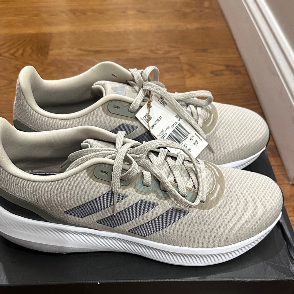Men’s Adidas Runfalcon 3.0 Beige and green Running Shoes